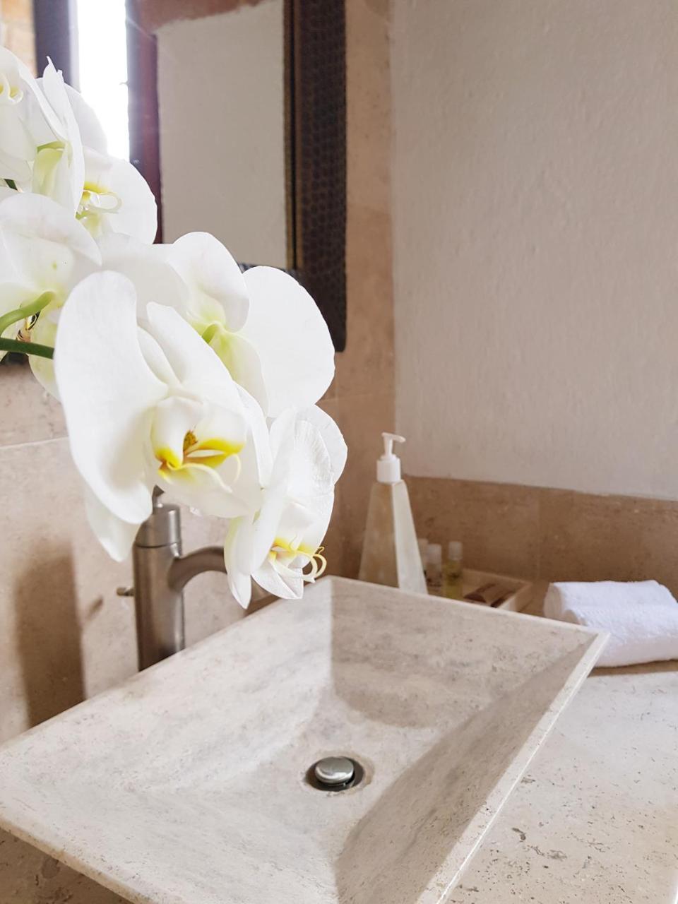Casa Embrujo Morelia - Boutique Ngoại thất bức ảnh